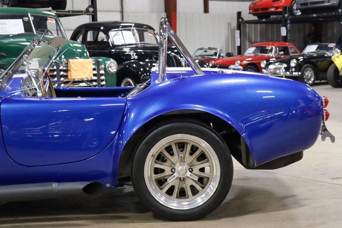 1965 Shelby Cobra Factory Five Replica - photo 5