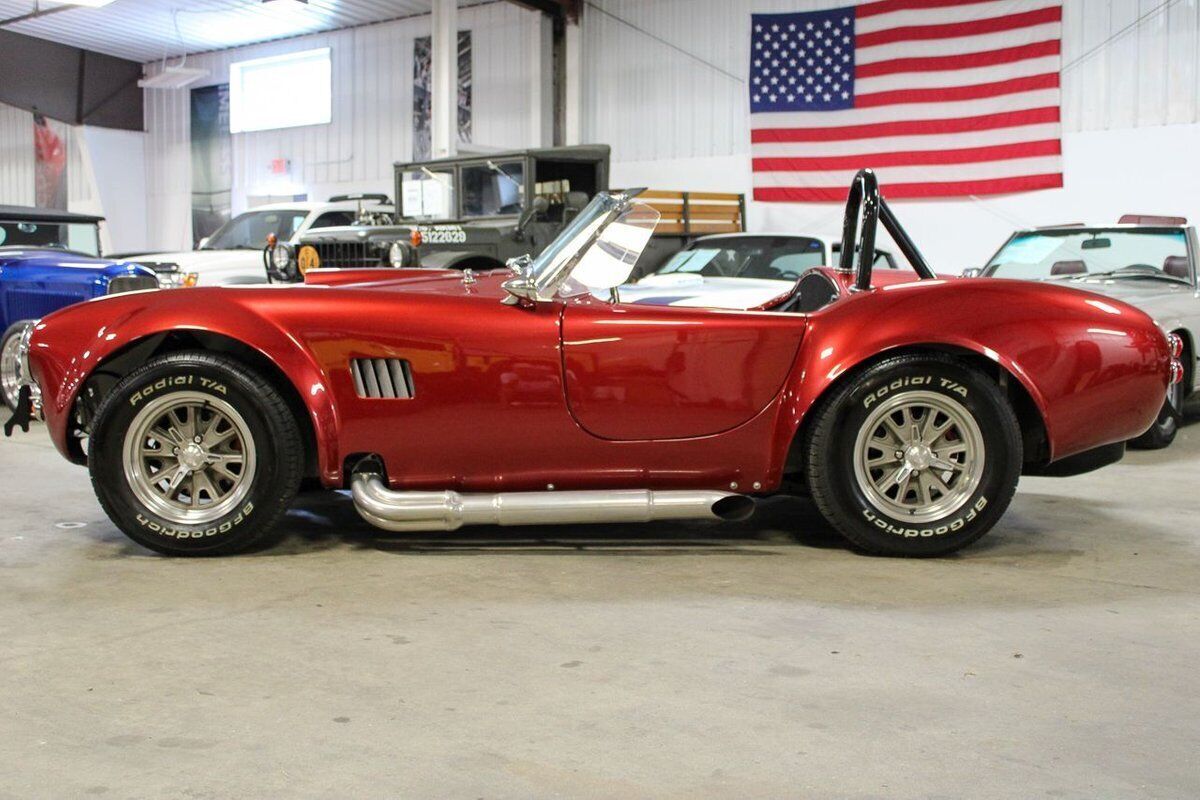 1965 Shelby Cobra Factory Five Replica - photo 2