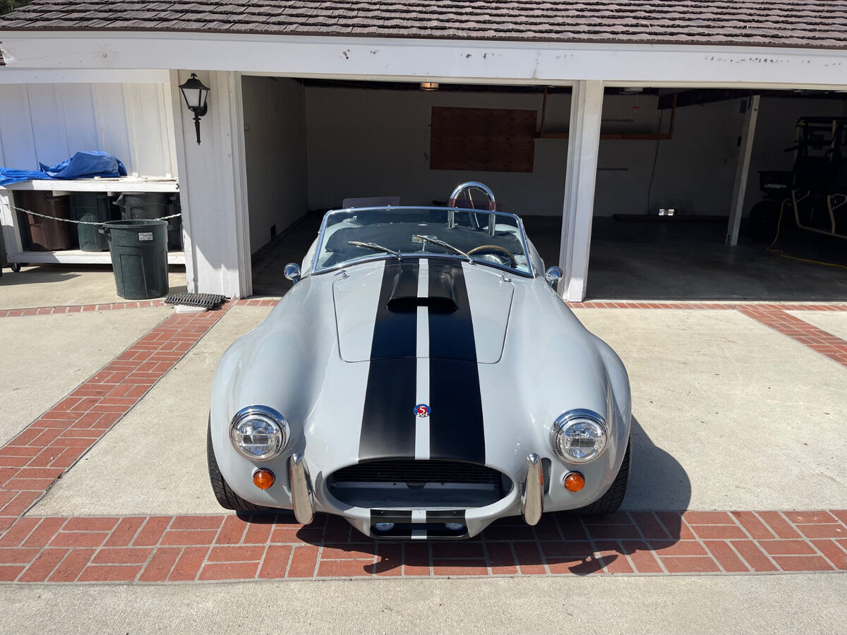 1965 Shelby Cobra Factory Five Replica - photo 3