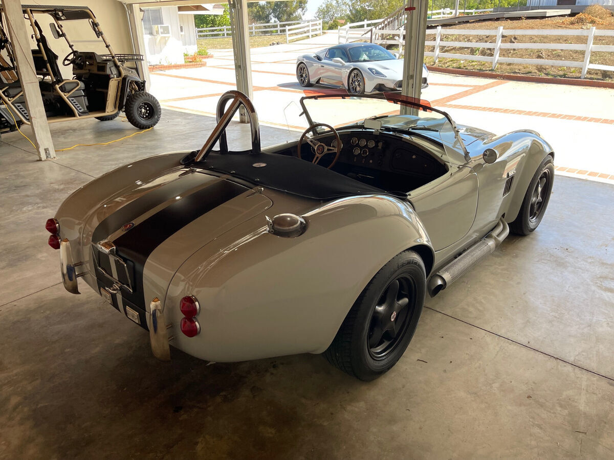 1965 Shelby Cobra Factory Five Replica - photo 4