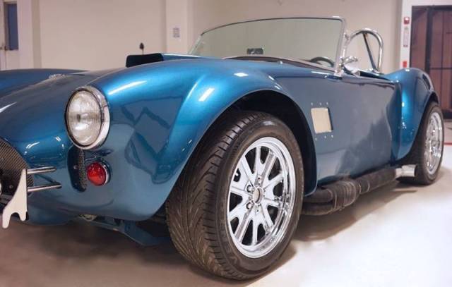 1965 Shelby Cobra Kit Car - photo 5