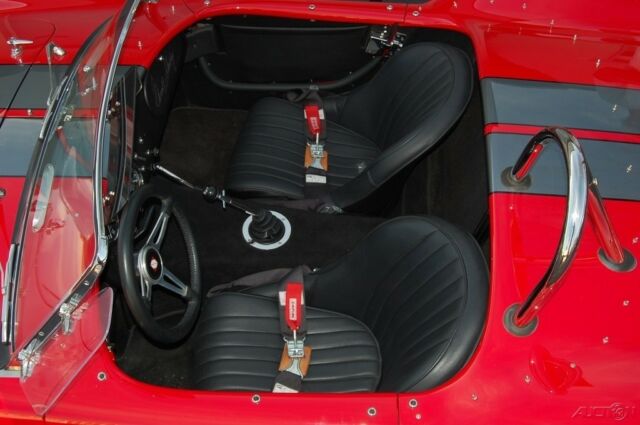 1965 Shelby Cobra Replica Superformance 427SR MK III - photo 6