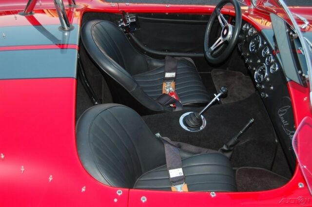 1965 Shelby Cobra Replica Superformance 427SR MK III - photo 9