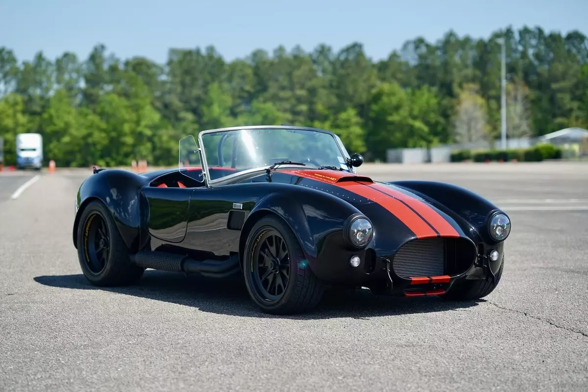 1965 Shelby Cobra Replica Backdraft RT4B Roadster 1965 Shelby Cobra Replica RT4B