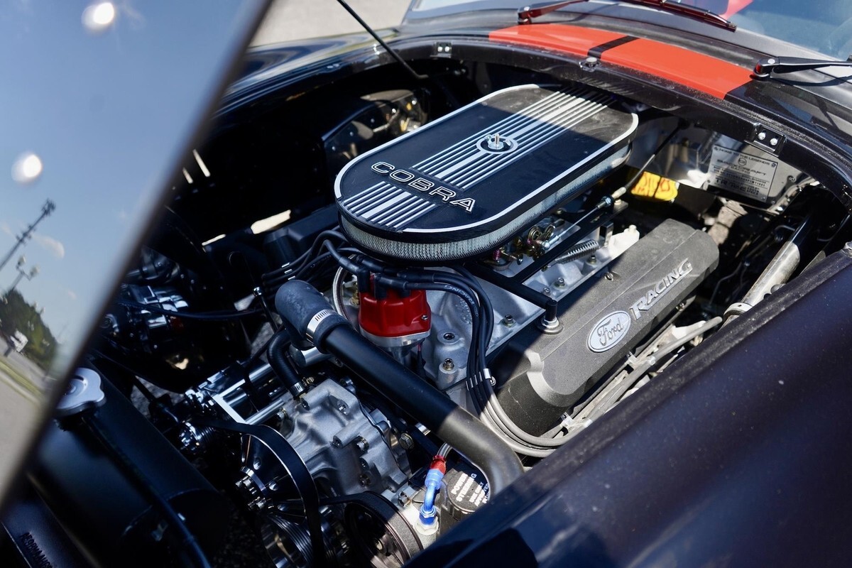 1965 Shelby Cobra Replica RT4B - photo 8