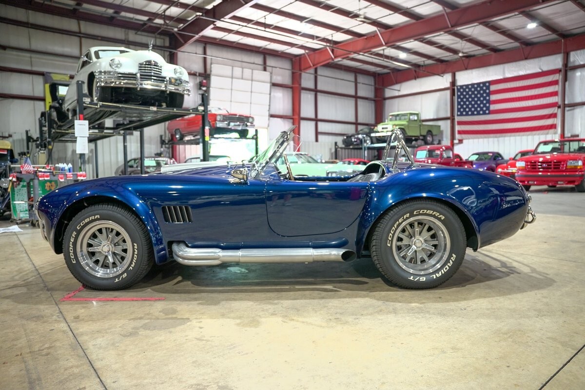 1965 Shelby Cobra Replica Superformance - photo 4