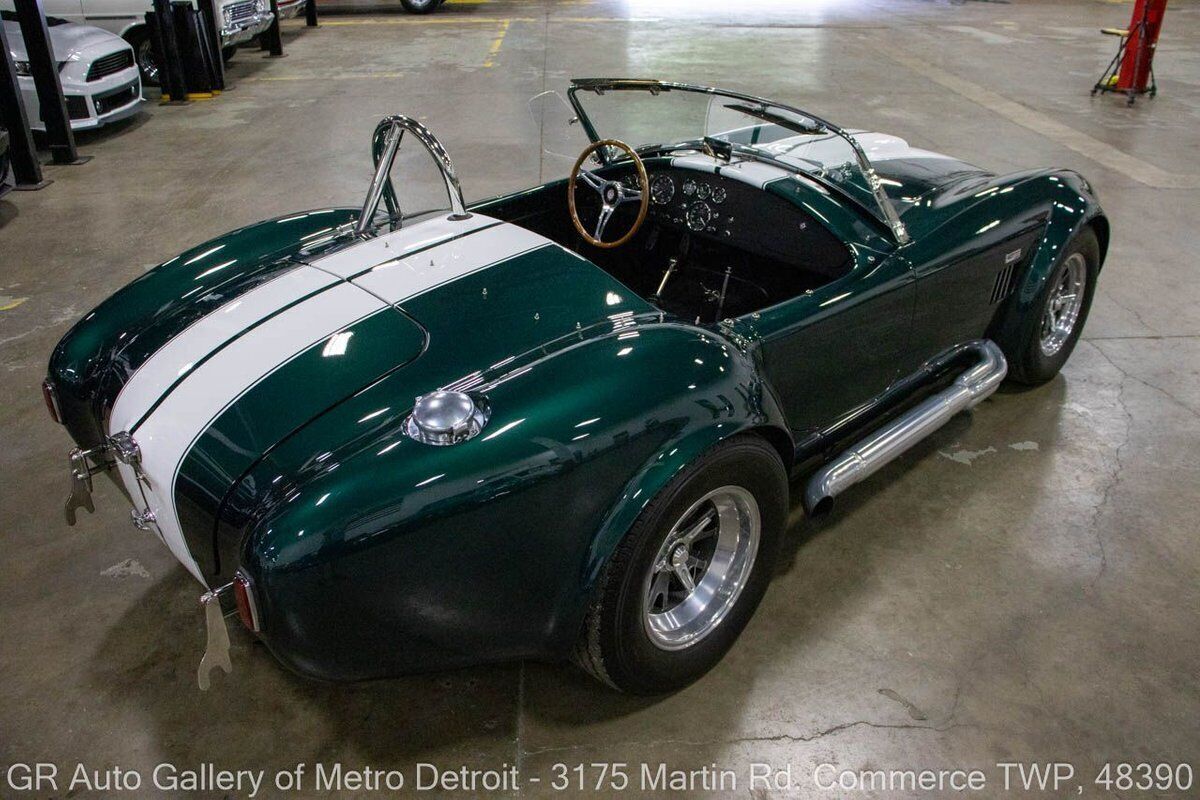 1965 Shelby Cobra Superformance - photo 5