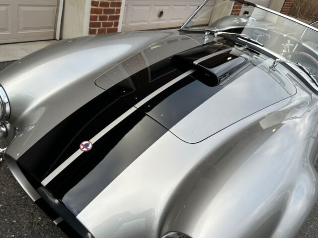 1965 Shelby Cobra Superformance - photo 6