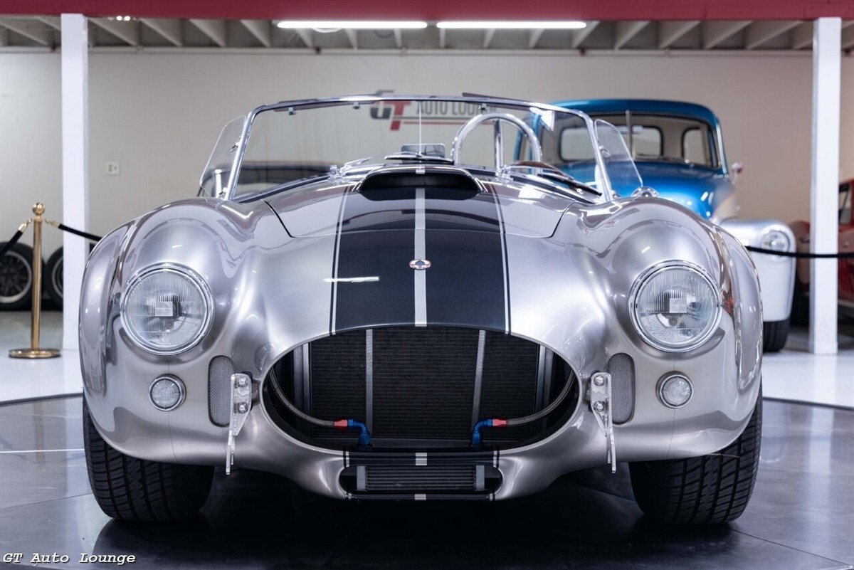 1965 Shelby All Models Superformance - photo 2
