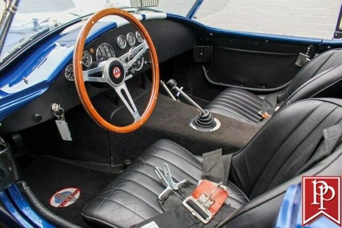 1965 Shelby Cobra Superformance Mk III - photo 9