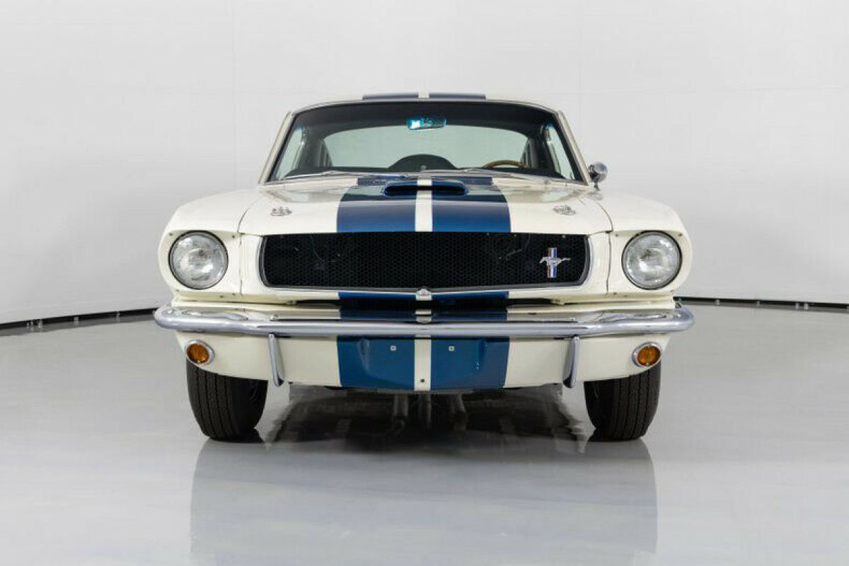 1965 Shelby GT350 - photo 4