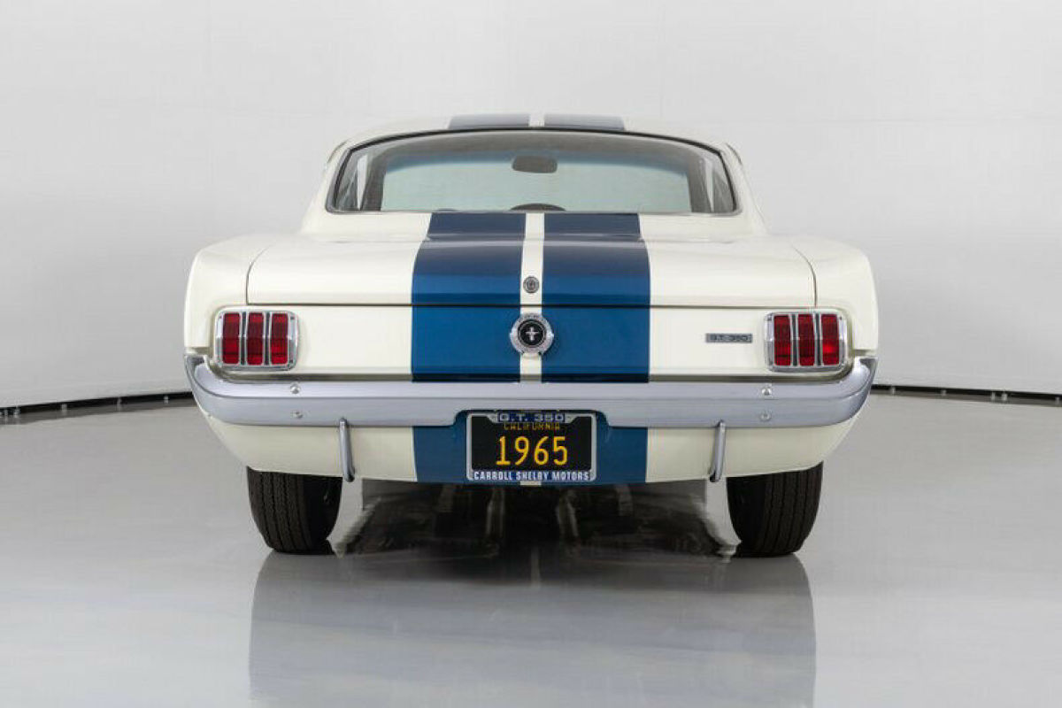 1965 Shelby GT350 - photo 9