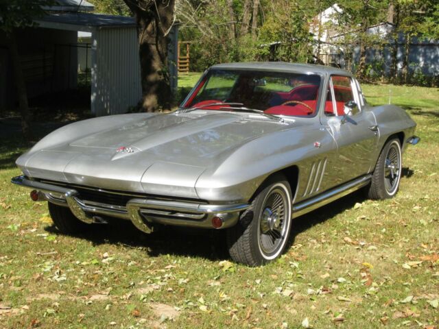 1965 silver coupe, L76 (365hp 327) 4-speed 1965 Chevrolet Corvette
