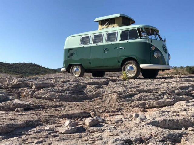 1965 Split Window VW Bus Camper show winner must see 1965 Volkswagen Bus/Vanagon