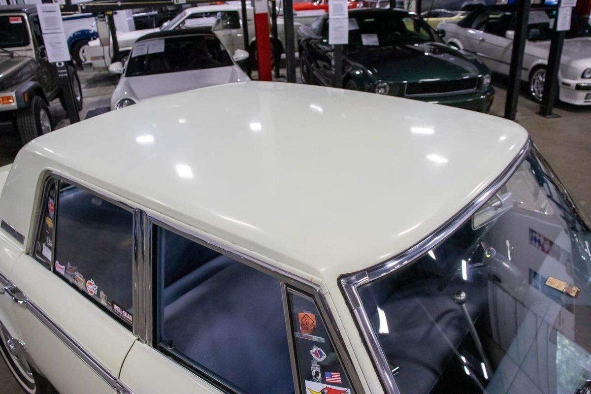 1965 Studebaker Cruiser - photo 12