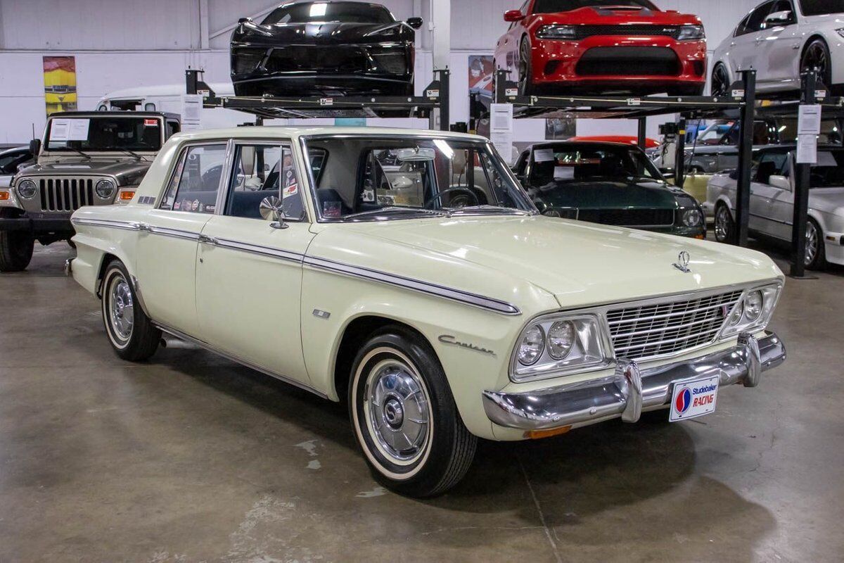 1965 Studebaker Cruiser - photo 8