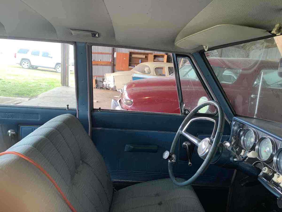 1965 Studebaker Cruiser - photo 10