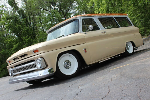 1965 Suburban RESTOMOD,LS2 V8,Auto,PS,PDB,AC,12 bolt,pro touring,not rat rod! 1965 Chevrolet Suburban