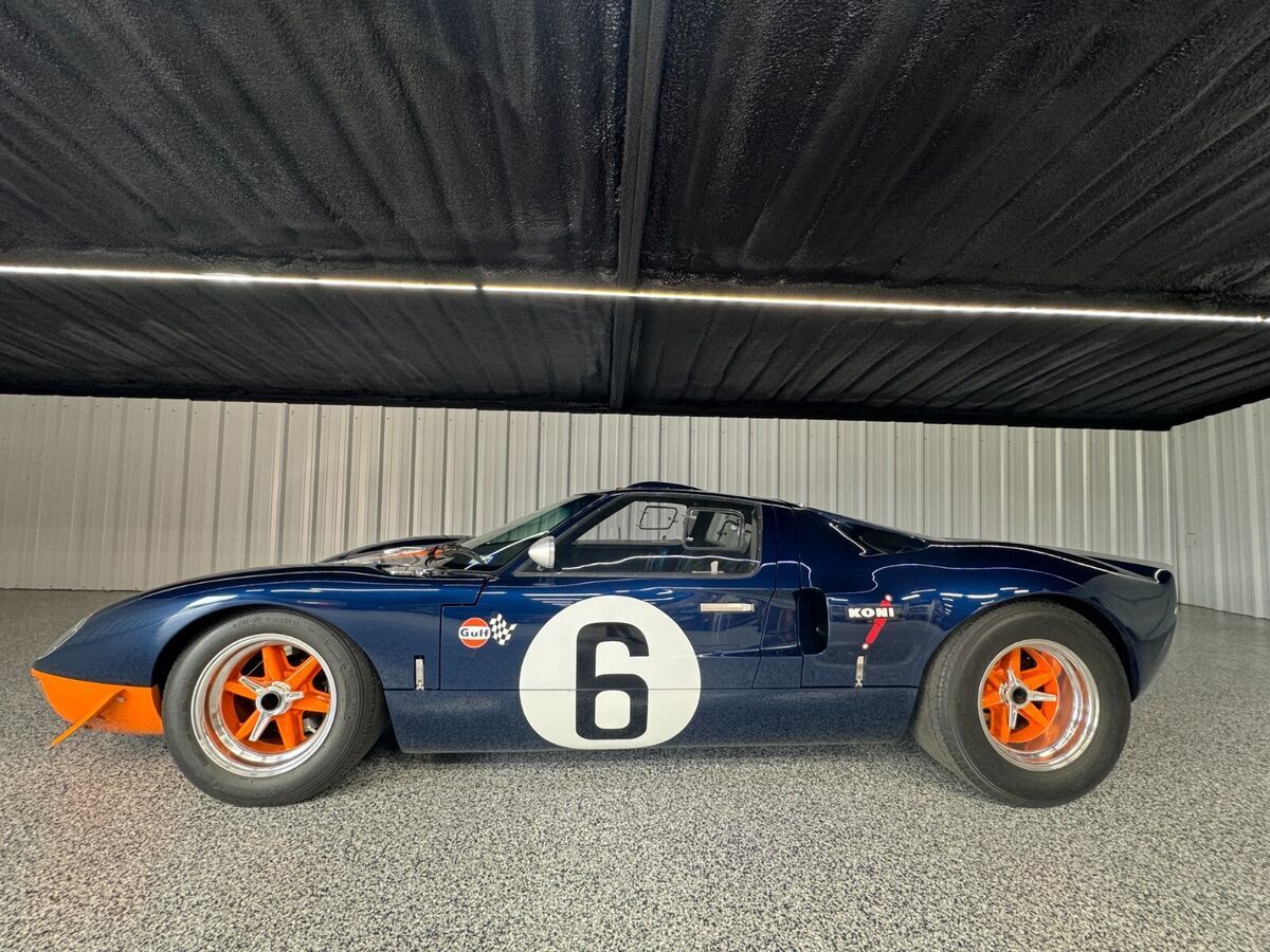 1965 Ford GT40 - photo 3