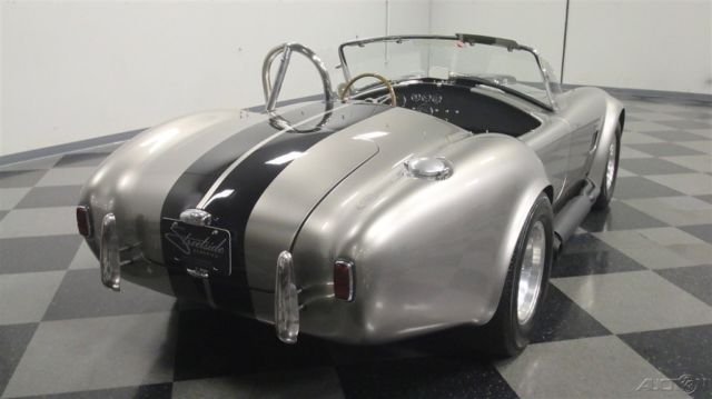 1965 Shelby Cobra Superformance - photo 12