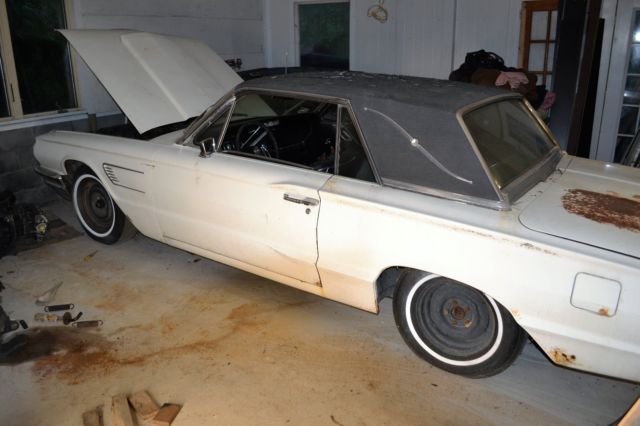 1965 Ford Thunderbird