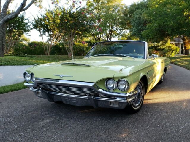 1965 Ford Thunderbird - photo 2