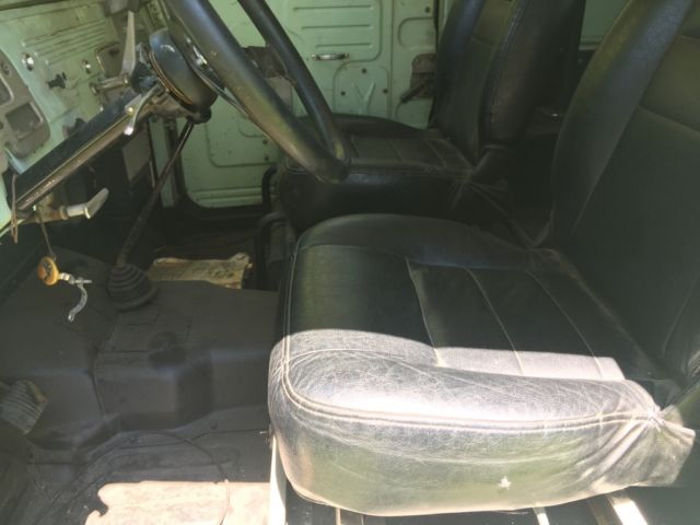 1965 Toyota Land Cruiser FJ40 - photo 11