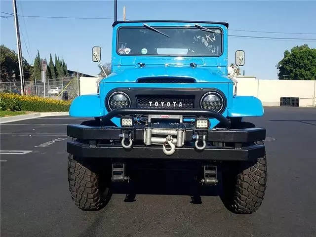 1965 Toyota Land Cruiser suv - photo 2