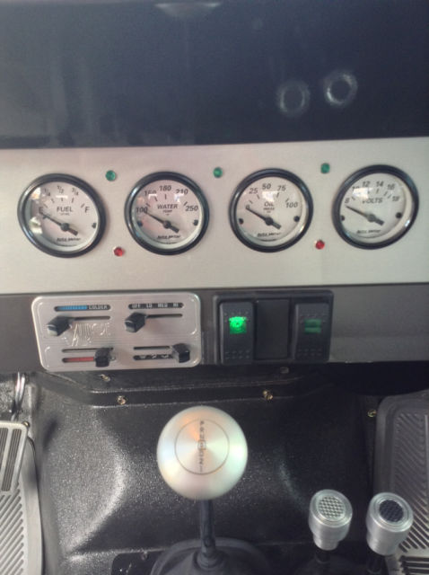 1965 Toyota Land Cruiser FJ 45 - photo 12