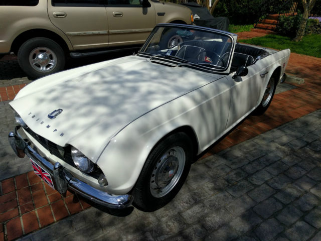 1965 Triumph TR4 - photo 8
