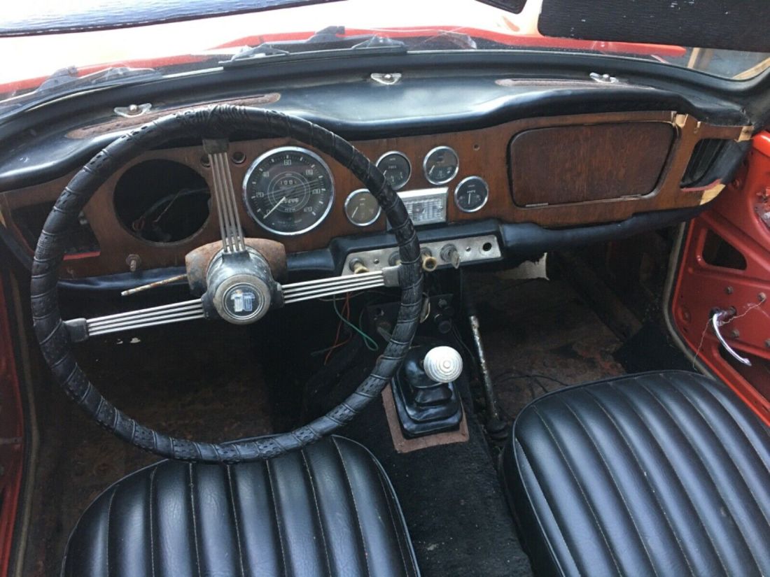 1965 Triumph TR4 - photo 12