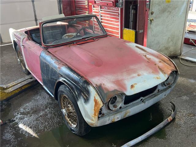 1965 Triumph tr4 - photo 2