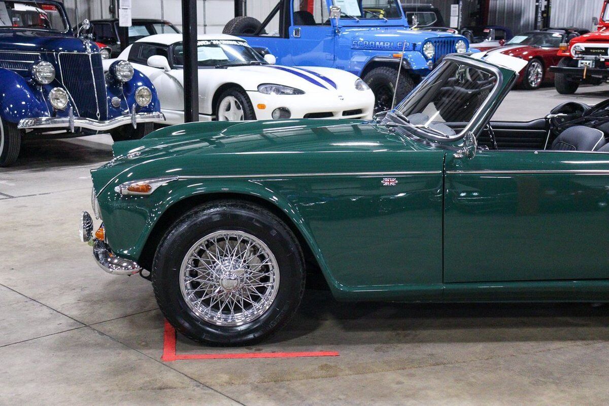 1965 Triumph TR4A Convertible - photo 2