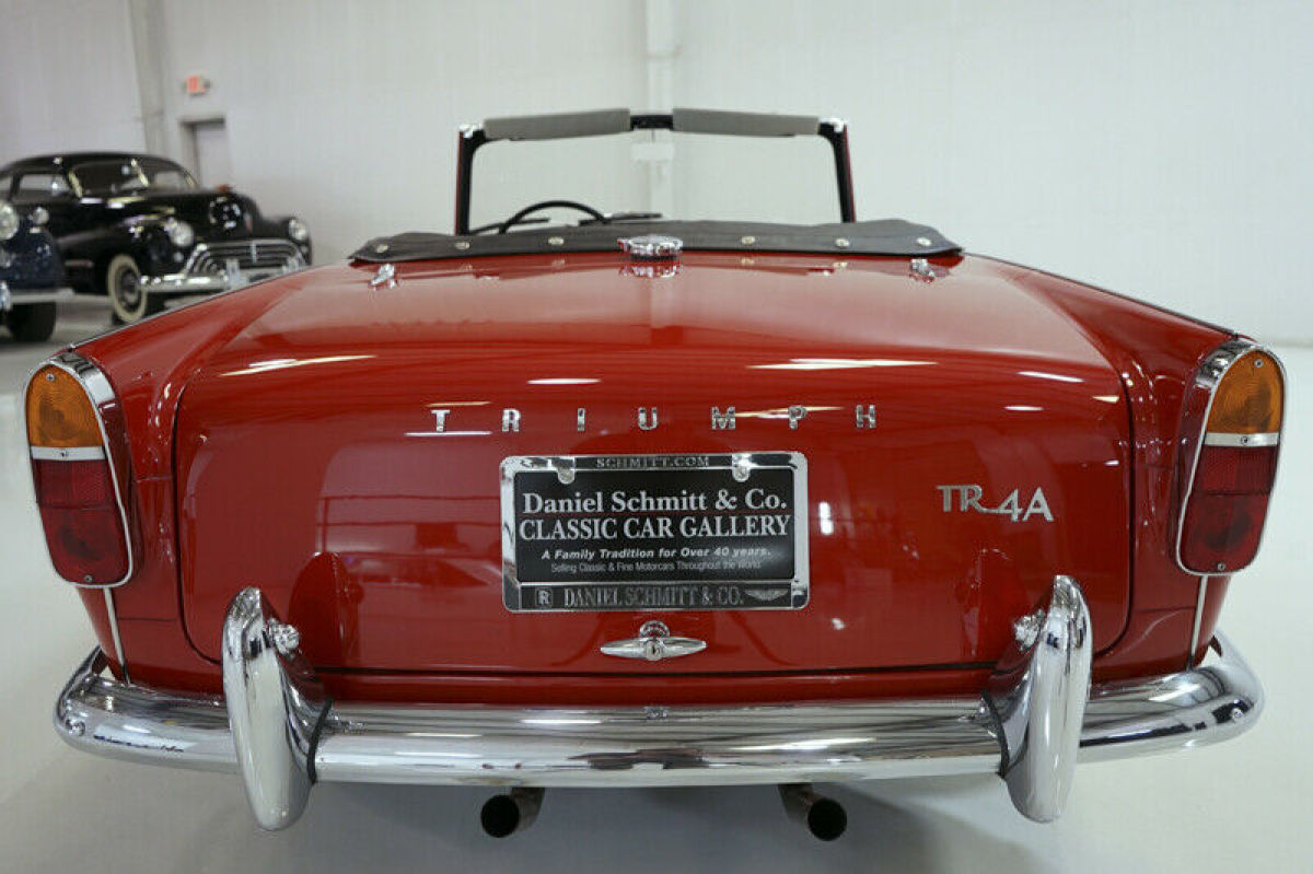 1965 Triumph TR4A Roadster - photo 5