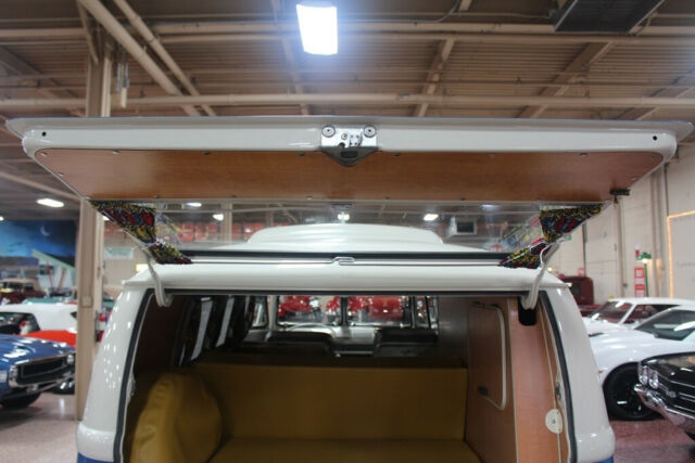 1965 Volkswagen Westfalia Camper Bus - photo 10