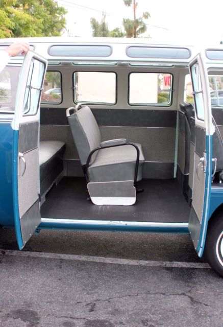 1965 Volkswagen Bus/Vanagon 21 Window Microbus SAMBA - photo 12