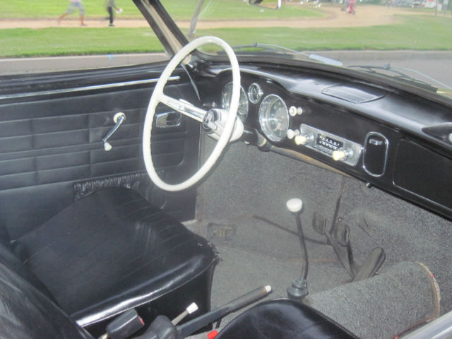1965 Volkswagen Karmann Ghia - photo 12
