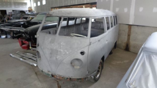 1965 Volkswagen Bus/Vanagon deluxe - photo 2