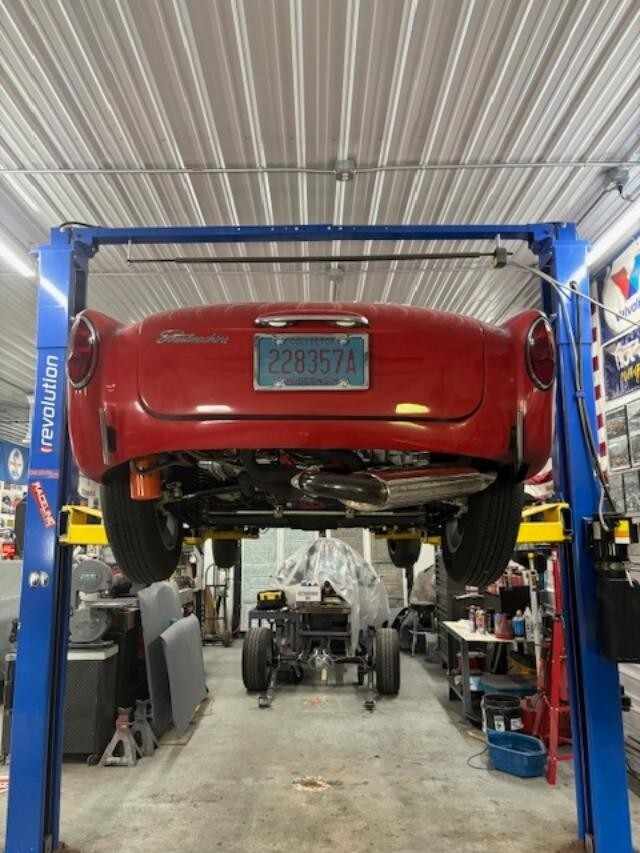 1965 Volkswagen Karmann Ghia - photo 9