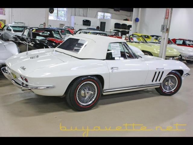 1965 Chevrolet Corvette Convertible - photo 4
