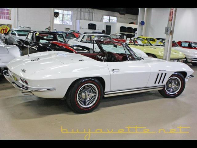 1965 Chevrolet Corvette Convertible - photo 6