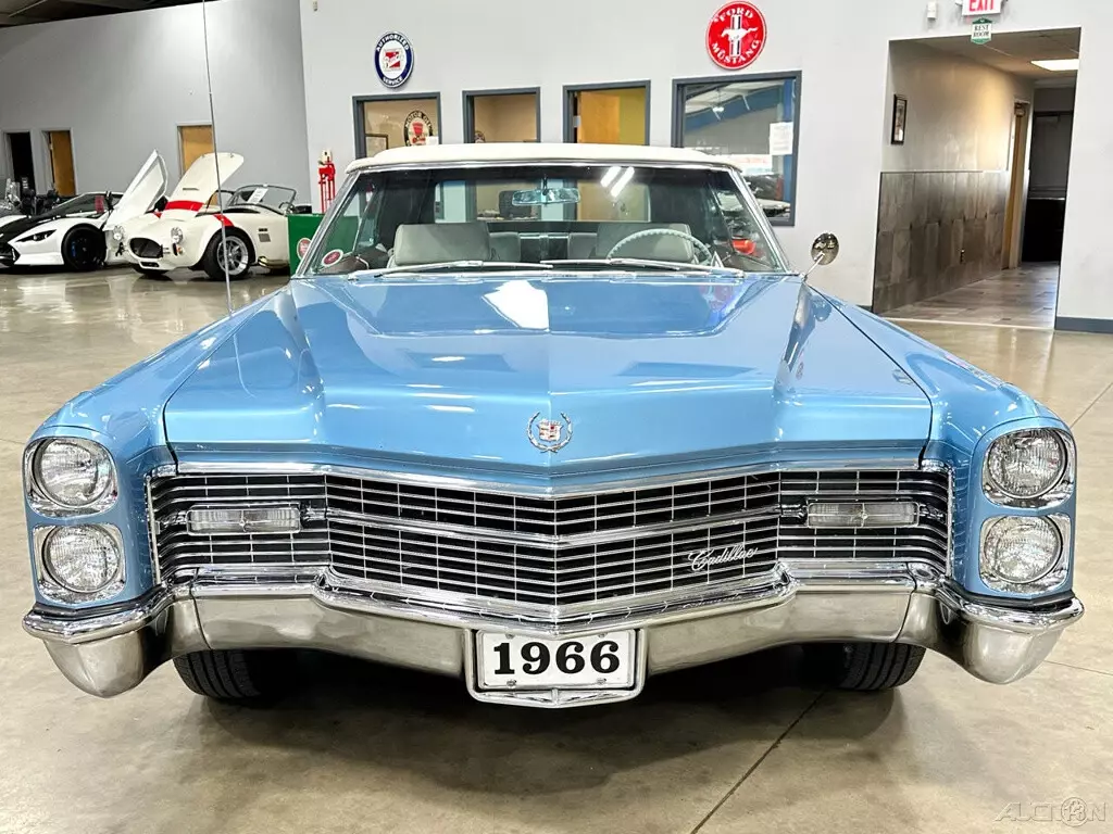 1966 Cadillac Eldorado 2-Door Convertible - photo 2