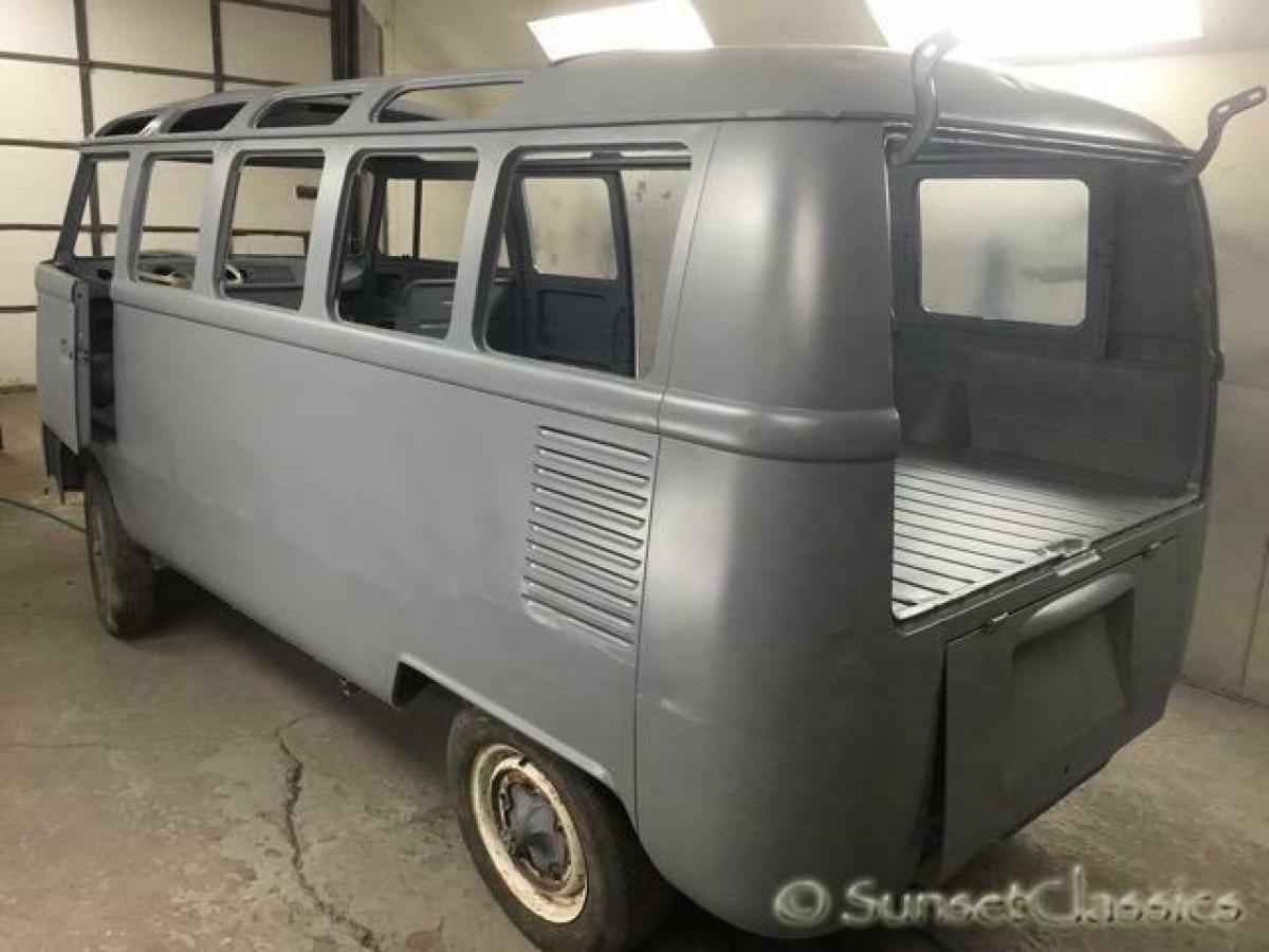 1966 Volkswagen Bus/Vanagon Deluxe 21 Window Samba - photo 4