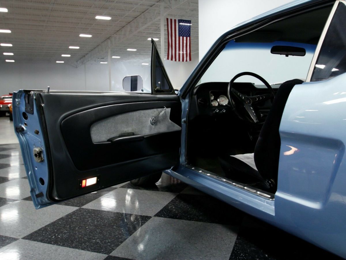 1966 Ford Mustang - photo 2