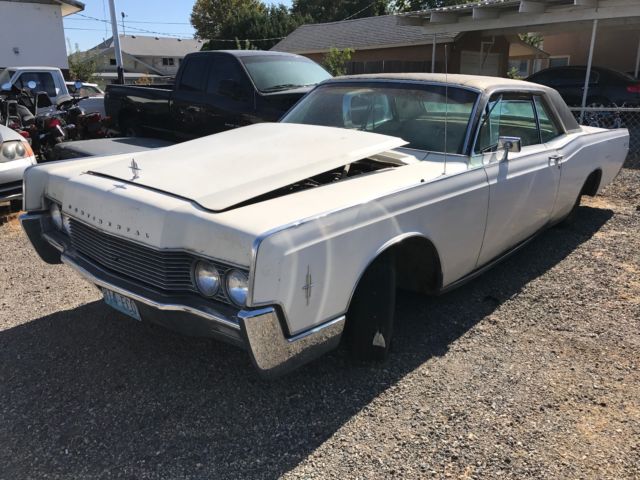 1966 Lincoln Continental - photo 2