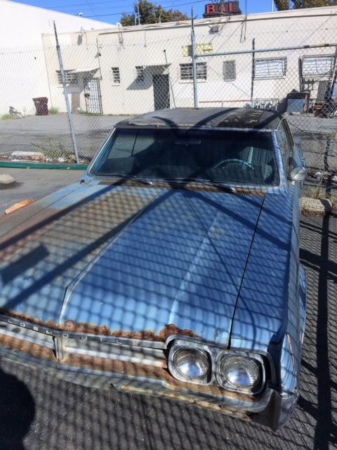 1966 66 oldsmobile cutlass supreme for restoration 4 doors beat up rusted car 1966 Oldsmobile Cutlass supreme
