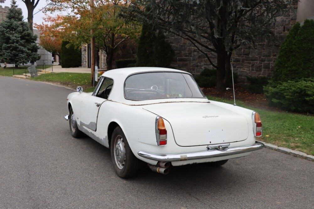1966 Alfa Romeo 2600 Spider - photo 6