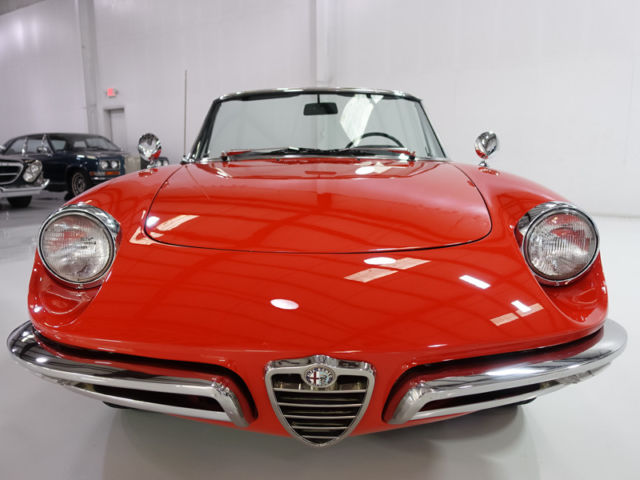 1966 Alfa Romeo Duetto Spider Convertible - photo 3