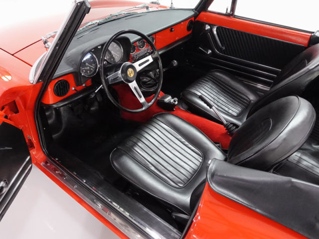 1966 Alfa Romeo Duetto Spider Convertible - photo 7