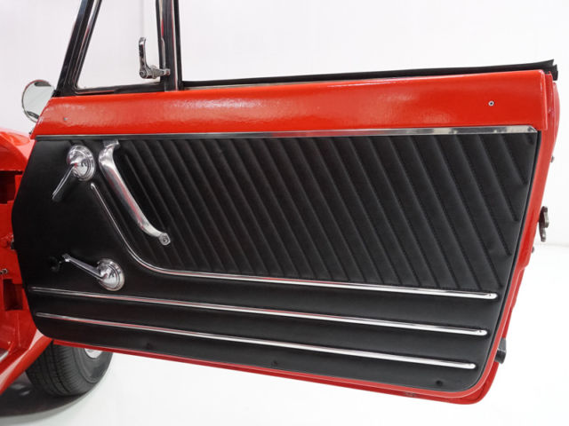 1966 Alfa Romeo Duetto Spider Convertible - photo 9